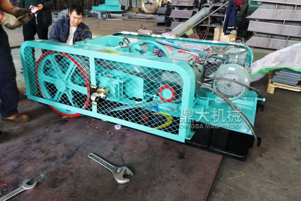小型雙齒輥破碎機(jī)-雙齒輥破碎機(jī)價格